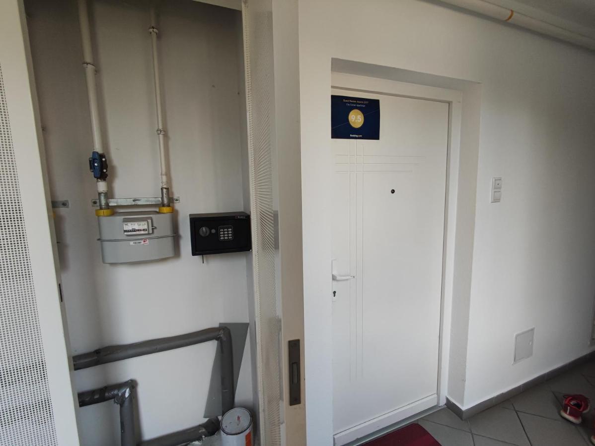 City Center Apartman Zalaegerszeg Ngoại thất bức ảnh